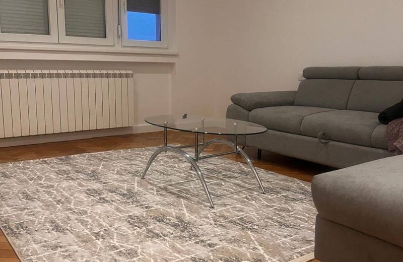 Location d’un appartement spacieux de 2 pièces, 67 m², au centre de Belgrade, Serbie